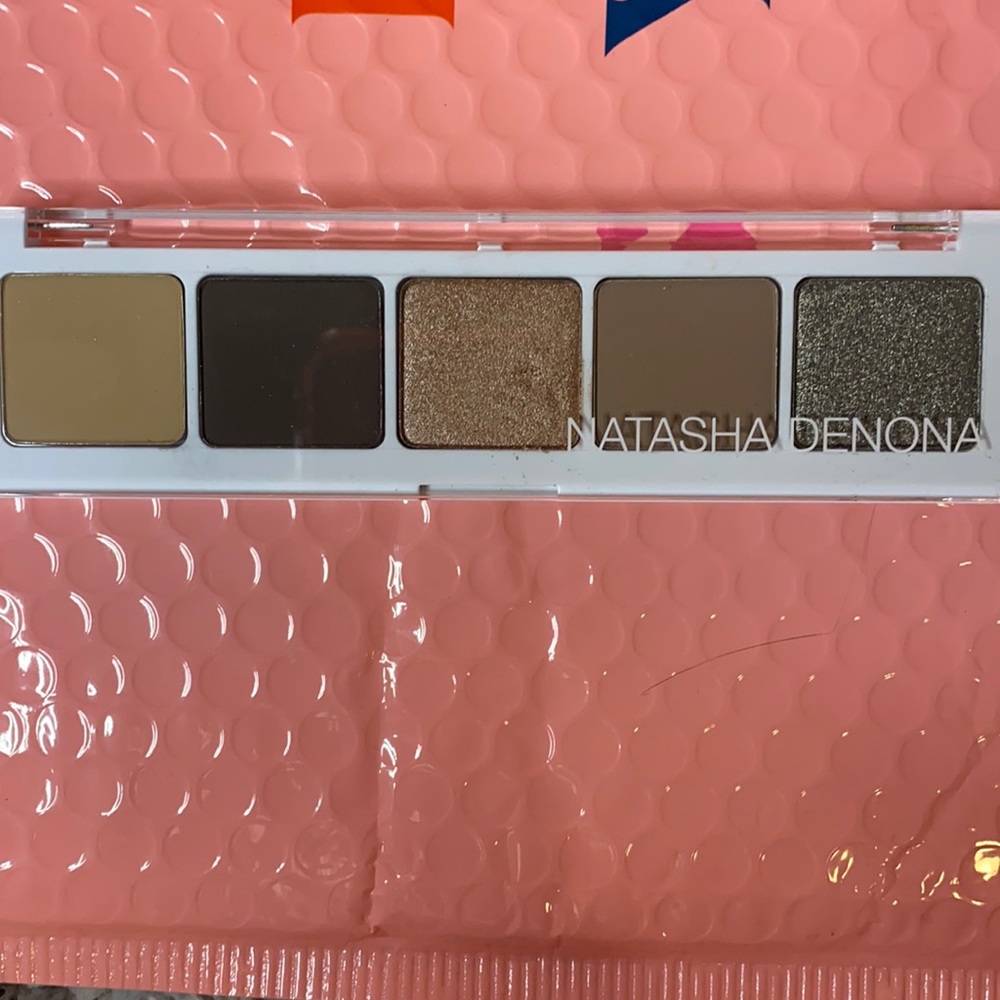 Natasha denona eyeshadow